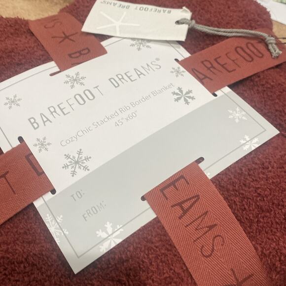 Barefoot Dreams CozyChic 45x60 Stacked Rib Border Blanket - Picture 8 of 8